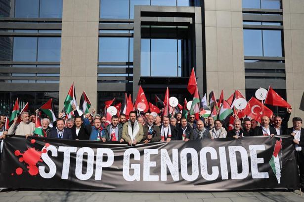 Eğitim-Bir-Sen: Özgürlük ve Sumud filosu yolcusu başkanlarımızı İspanya’ya uğurladık