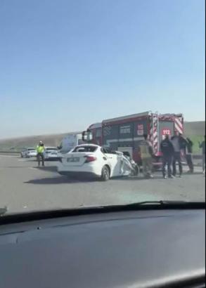 Ankara'da TIR'a arkadan çarpan otomobilin sürücüsü ağır yaralandı