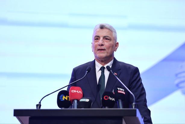 Bakan Bolat: Hürmüz'den gidemeyen ürünler boru hatları ve karayoluyla taşınacak