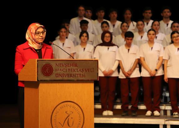 Nevşehir’de hemşire adaylarına ‘Üniforma Giyme Töreni’ düzenlendi