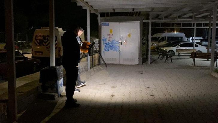 Bursa'da iki genç kız bıçaklı kavgada birbirlerini yaraladı