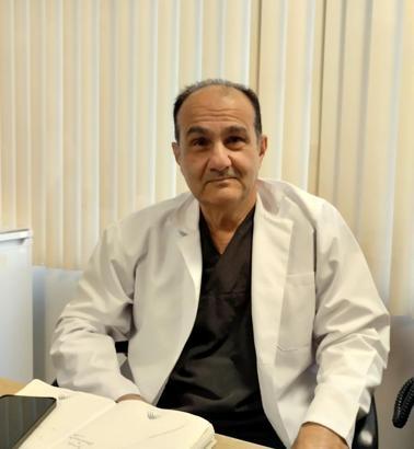 Kilolarından kurtulmak için doktora giden liseli kızın karnından 3,5 kilo ağırlığında kist çıktı