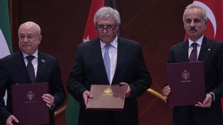 Türkiye, Ürdün ve Suriye arasında ulaştırma iş birliği mutabakatı imzalandı