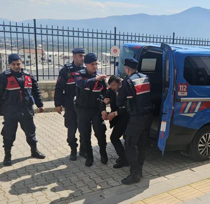 Bursa’da babayla oğlunu öldürüp, diğer oğlunu yaralayan şüpheli adliyede