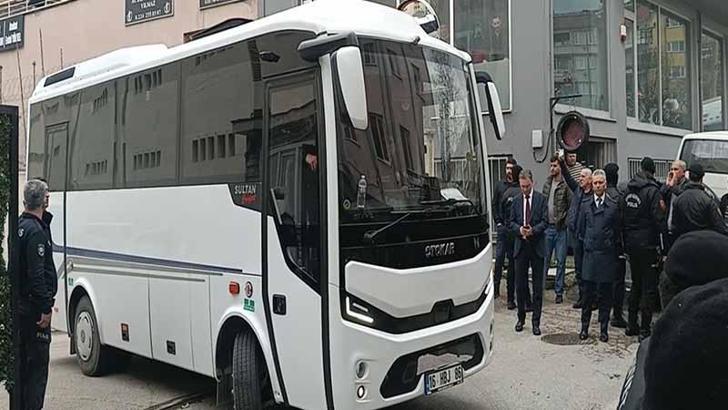 Bursa’daki ‘usulsüzlük’ ve ‘rüşvet’ soruşturmasında serbest kalan 5 şüpheliye yakalama kararı