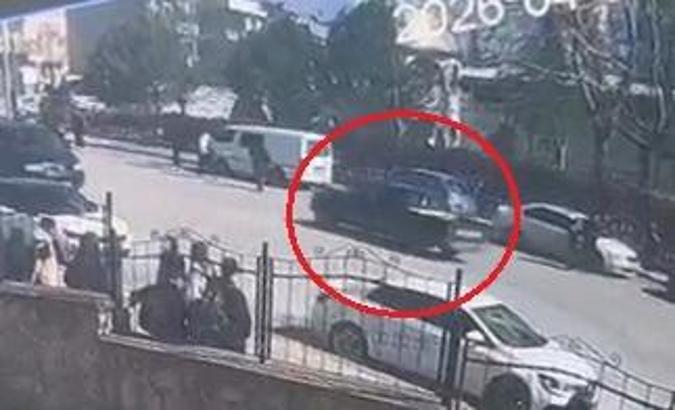 Drift atarken yayaya çarpan ehliyetsiz sürücüye 226 bin TL ceza; kaza kamerada