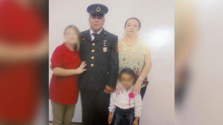 Emekli uzman çavuş eşi ve bir kızını öldürüp, bir kızını da yaraladıktan sonra intihar etti