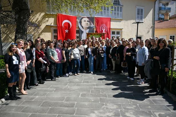 Bornova'da okul aile birlikleri Kent Konseyi'nde buluştu