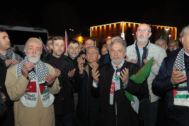 Başkan Büyükkılıç, Filistin yürüyüşüne katıldı