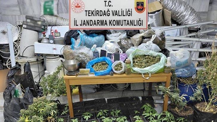 Kaçak elektrik kullanılarak uyuşturucu üretilen eve operasyon