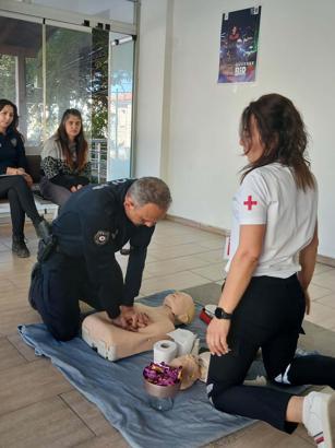 Datça'da 25 emniyet personeline acil durum eğitimi