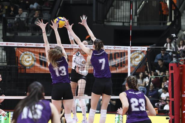 Eczacıbaşı Dynavit – Zeren Spor: 3-1