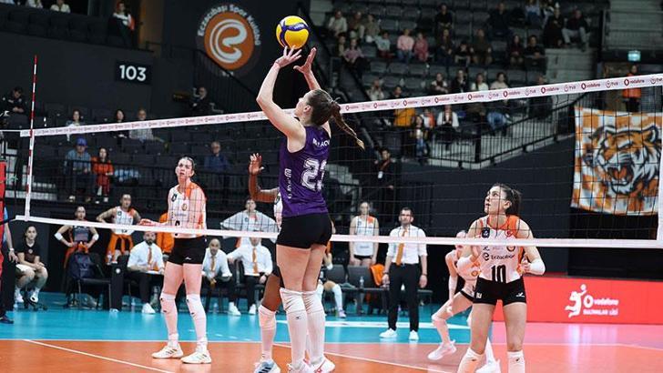 Eczacıbaşı Dynavit – Zeren Spor: 3-1