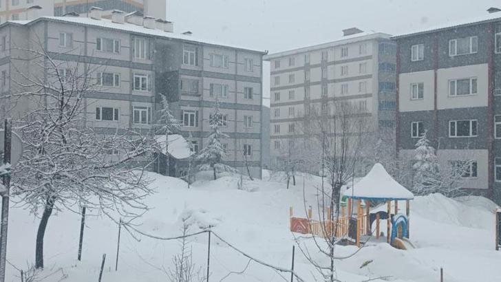 Bitlis’te kar yağışı