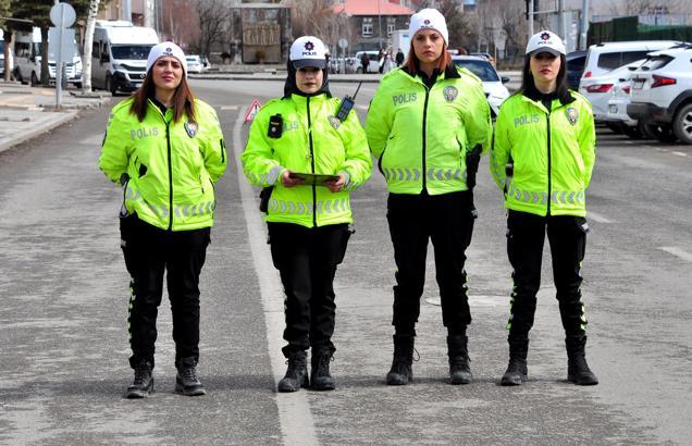 Kars trafiği, kadın polislere emanet
