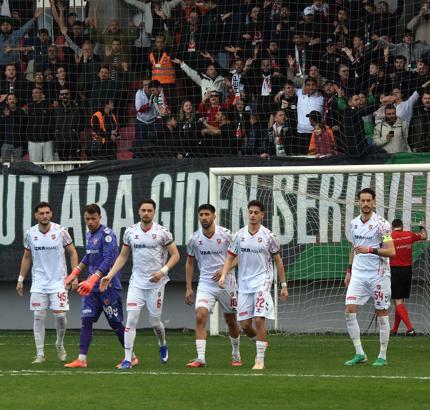 Karşıyaka'ya prim morali