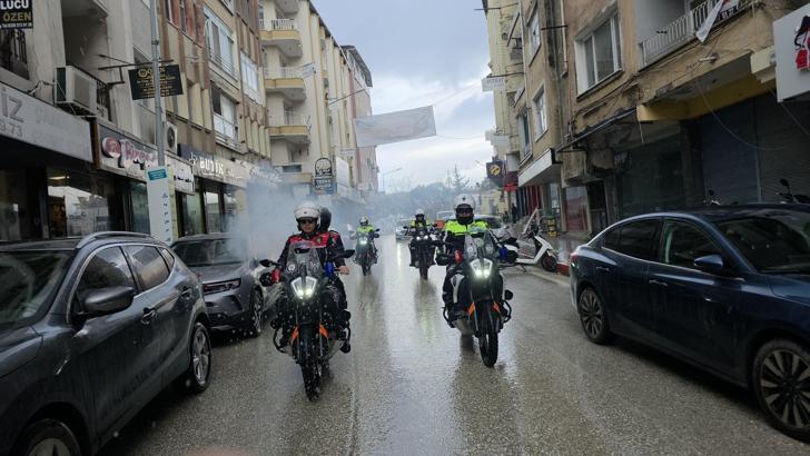 Emniyetinden Polis Haftası konvoyu