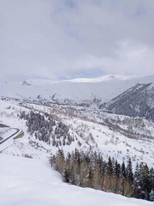Doğu Karadeniz’de nisan ayında kar yağdı