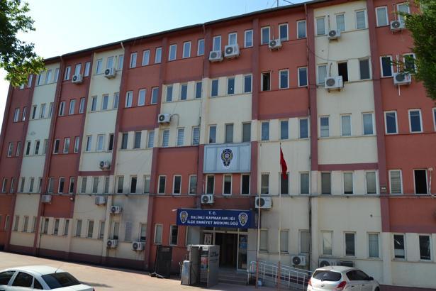 Fuhuş operasyonunda yakalanan yabancı uyruklu 2 kadın sınır dışı edildi