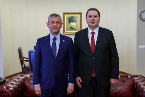 Özel, Kuzey Makedonya’dan THP heyeti ile görüştü