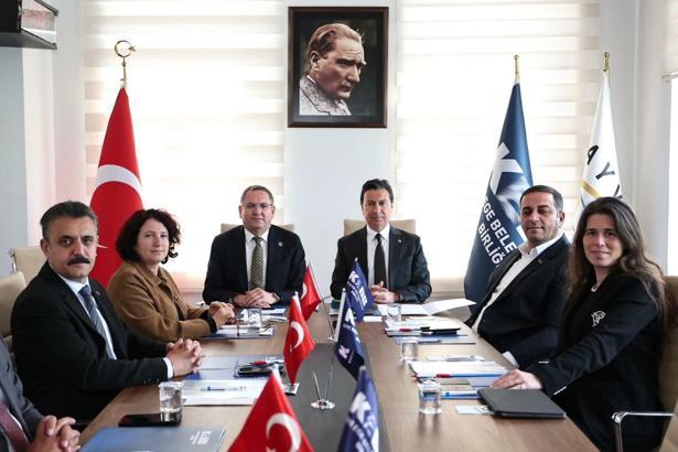 Kıyı Ege Belediyeleri Ayvalık'ta buluştu