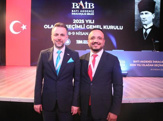 BAİB'de yönetim turkuaz, TİM delegeleri kırmızı