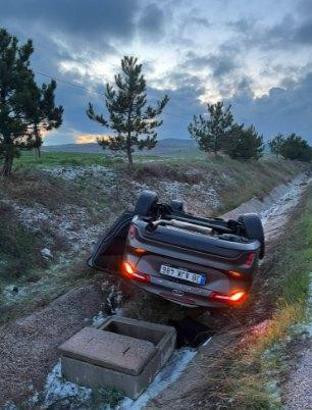 Çorum'da aynı noktada peş peşe iki trafik kazası; 1 ölü, 3 yaralı