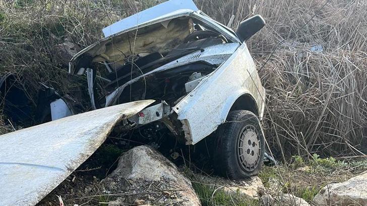 Otomobil şarampole yuvarlandı: Kardeşlerden 1'i öldü, 1'i yaralandı
