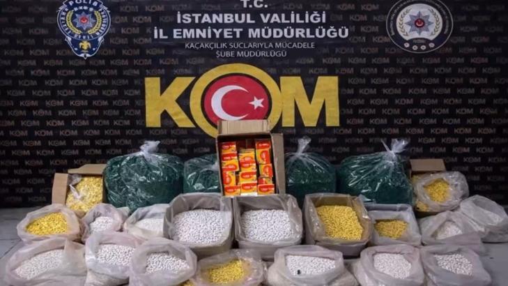 Bayrampaşa'da sahte ilaç operasyonu: 1 milyon 500 bin hap ele geçirildi