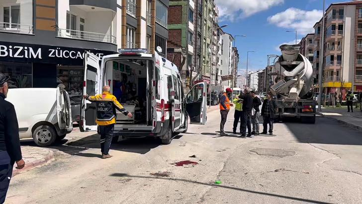 Beton mikserinin çarptığı kadın yaralandı