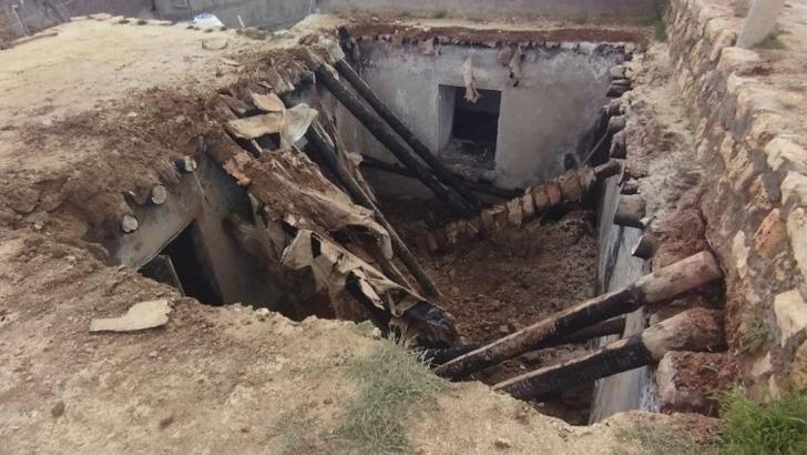 Mardin’de müstakil ev, yangında kullanılamaz hale geldi