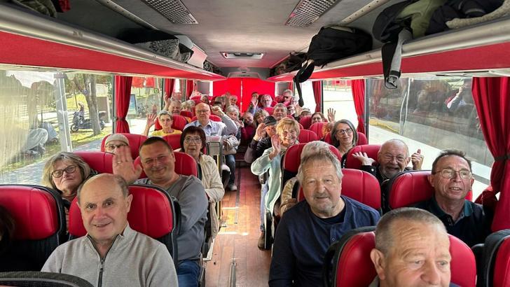 Avusturyalı emekli turistler bu senede Marmaris'i tercih etti; ilk kafile geldi