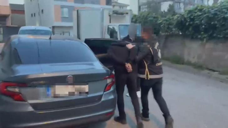 İstanbul'da silahlı suç örgütüne operasyon: 21 şüpheli tutuklandı