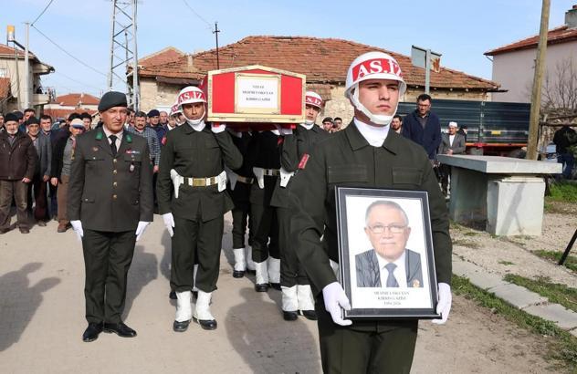 Kıbrıs gazisi askeri törenle uğurlandı
