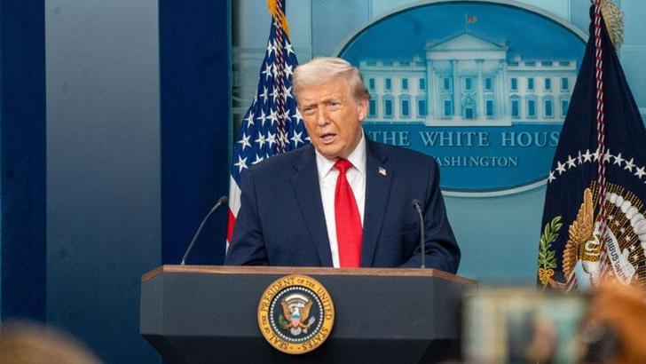 Trump: 34 gemi Hürmüz Boğazı’ndan geçti