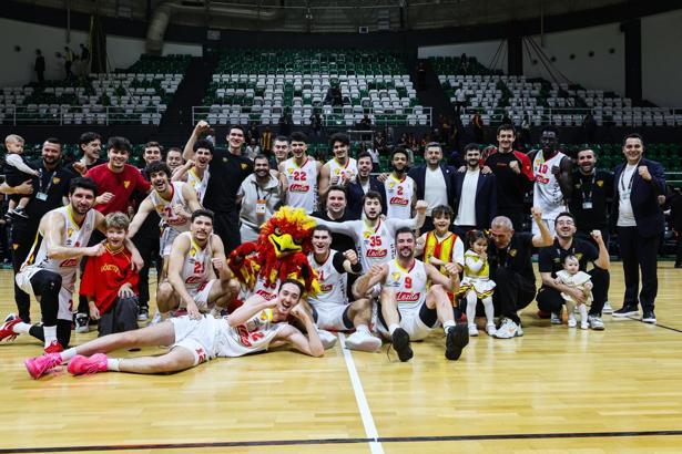 Göztepe potada play-off'ta