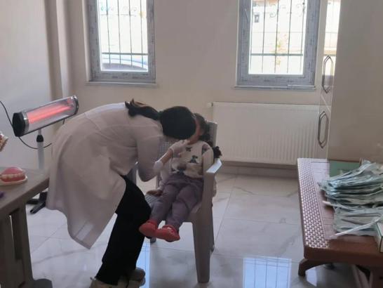 Karakapı’da mobil sağlık hizmeti vatandaşlarla buluştu