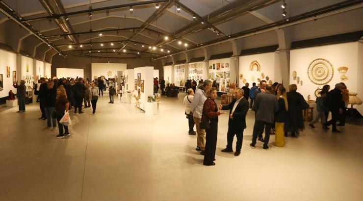 Modern Sanatlar Galerisi’nde el emeği rüzgarı