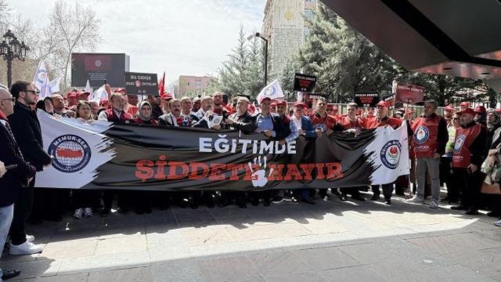 Eğitim-Bir-Sen’den eğitimde şiddete karşı basın açıklaması