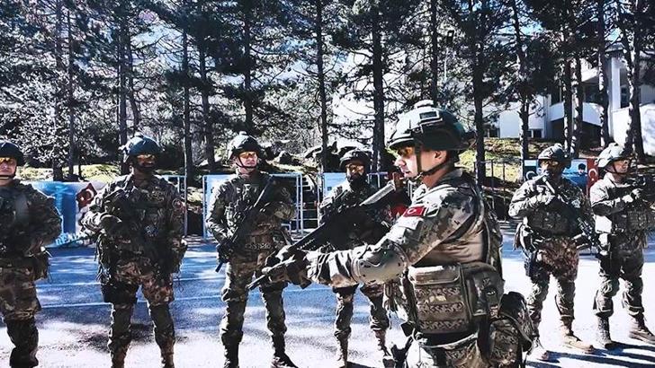 Mehmetçik ve Pakistan askerinden ortak tatbikat