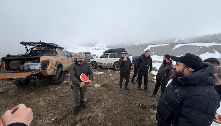 Van’da Off-Road tutkunları Erek Dağı eteklerindeki zorlu parkurları aştı