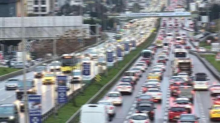 TÜİK: Mart ayında 159 bin 931 taşıtın trafiğe kaydı yapıldı