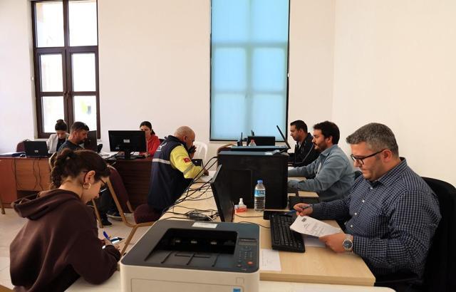 Toroslar Belediyesi öğrenim yardımının 2’nci taksidini hesaplara yatırdı