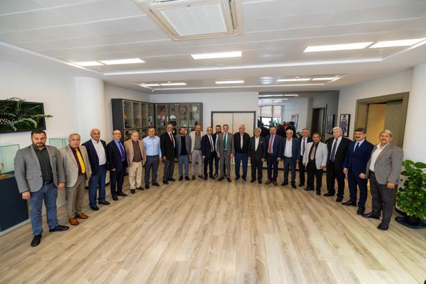 Başkan Tuncer, esnaf odasını ağırladı