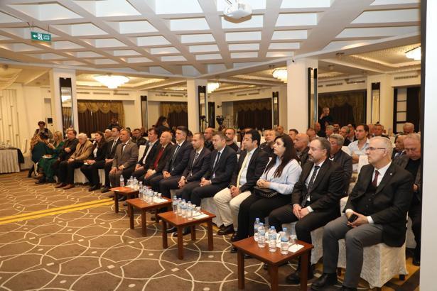 Elma üreticileri destek ve verimlilik için buluştu