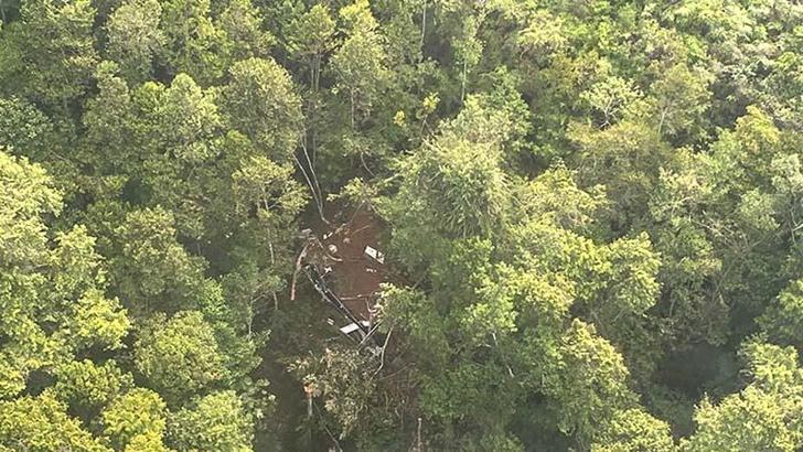 Endonezya’da helikopter kazası: 8 ölü