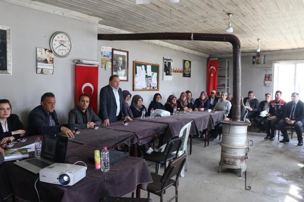 Edirne’de üreticilere ipek böceği yetiştiriciliği eğitimi