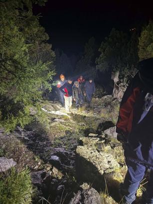 Mantar ararken kaybolan kişiyi jandarma ve AFAD ekipleri kurtardı