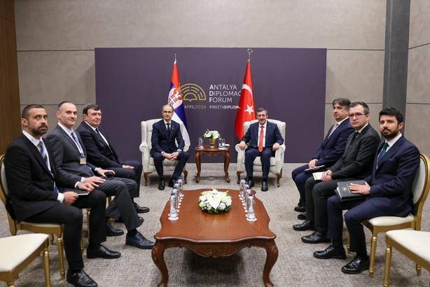 Cevdet Yılmaz'dan Antalya Diplomasi Forumu temasları