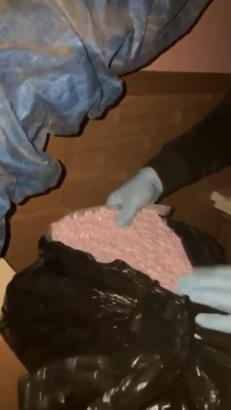 Küçükçekmece’de piyasa değeri 25,5 milyon lira olan 47 bin 873 ekstazi hap ele geçirildi